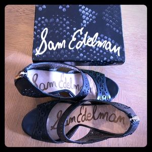 Sam Edelman Alva Black Perforated Sandals